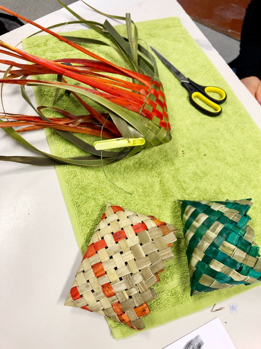 RARANGA FOR BEGINNERS (MAORI WEAVING) Onehunga High School Adult